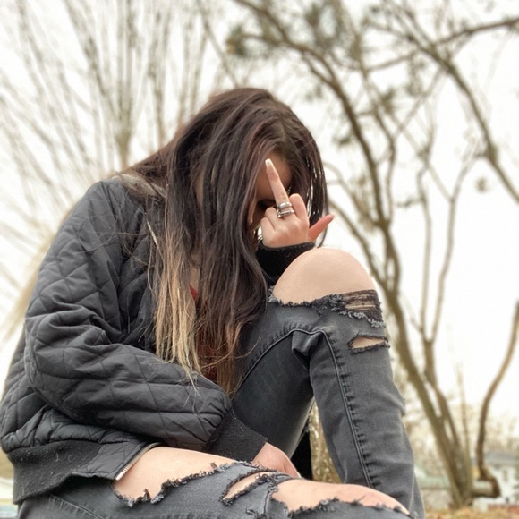 Meet your Posher, Annabelle - Picture 1 of 1